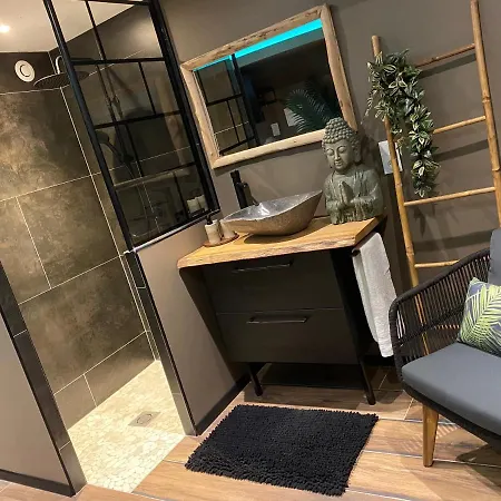 Couette-café A La Belle étoile, Le Détente Céleste *